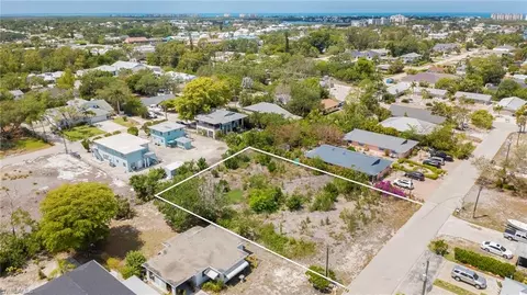 4211 Mariner Ln, Bonita Springs, FL 34134