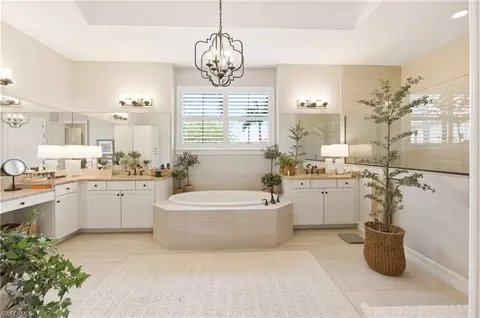 Bath - 1467 Mockingbird Dr, Naples, FL 34120 photo 1 of 3