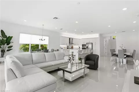 11949 Gardenia Ave, Naples, FL 34120