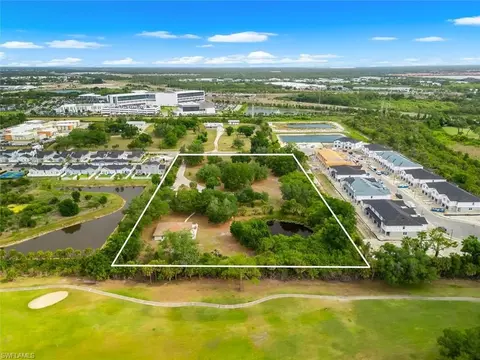2900 Curry Ln, Nokomis, FL 34275