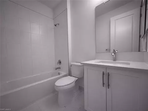 Bath - 12236 Red Pine Pl, Estero, FL 33928 photo 7 of 10
