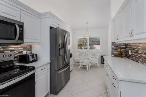 Kitchen - 6830 Beach Resort Dr #2602, Naples, FL 34114 photo 3 of 4