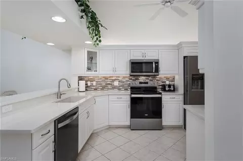 Kitchen - 6830 Beach Resort Dr #2602, Naples, FL 34114 photo 1 of 4
