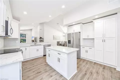 1671 Triangle Palm Ter, Naples, FL 34119