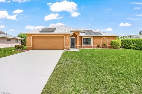 1215 SE 27th St, Cape Coral, FL 33904