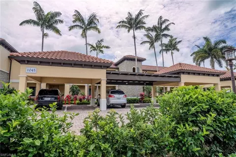 1045 Sandpiper St #G203, Naples, FL 34102