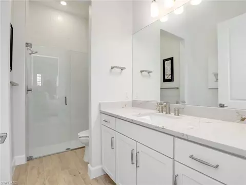 Bath - 18412 Ridgeline Dr, Estero, FL 33928 photo 3 of 5
