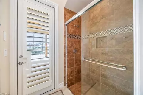 Bath - 6504 Costa Cir, Naples, FL 34113 photo 6 of 6