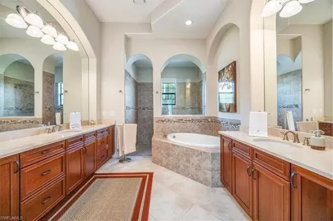 Bath - 6504 Costa Cir, Naples, FL 34113 photo 1 of 6