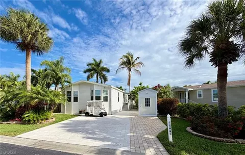 1066 Silver Lakes Blvd, Naples, FL 34114