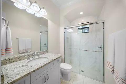 Bath - 6449 Costa Cir, Naples, FL 34113 photo 3 of 4