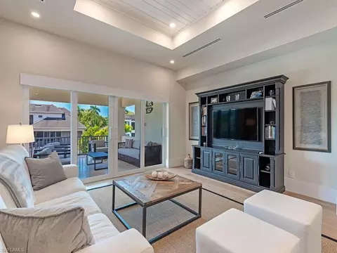 Living - 628 21st Ave S, Naples, FL 34102 photo 4 of 4