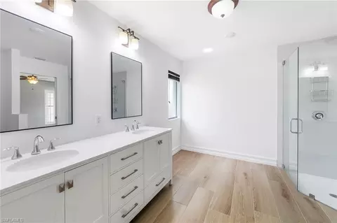Bath - 10340 Regent Cir, Naples, FL 34109 photo 2 of 2