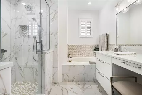 Bath - 19071 Ridgepoint Dr #202, Estero, FL 33928 photo 3 of 3