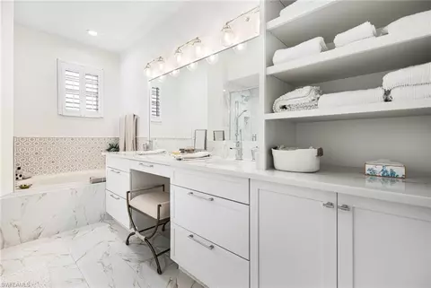 Bath - 19071 Ridgepoint Dr #202, Estero, FL 33928 photo 2 of 3