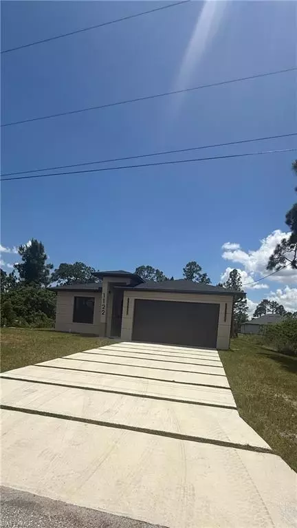 1122 Craft St E, Lehigh Acres, FL 33974