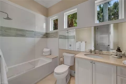 Bath - 384 Edgemere Way E, Naples, FL 34105 photo 5 of 6