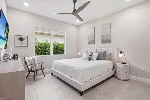 Bedroom - 11644 Periwinkle Dr, Naples, FL 34120 photo 4 of 5