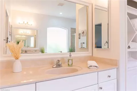Bath - 14059 Mirror Ct, Naples, FL 34114 photo 4 of 4