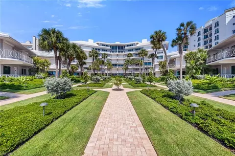1851 Gulf Shore Blvd N #103, Naples, FL 34102