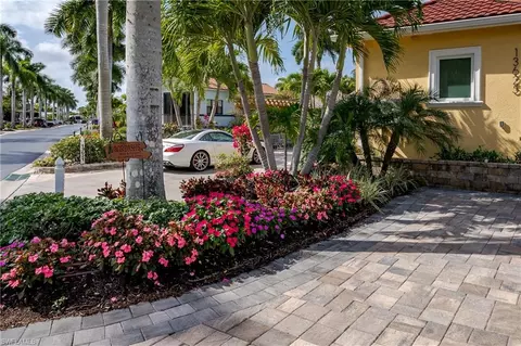 13625 Snapper Ln, Naples, FL 34114 photo 6