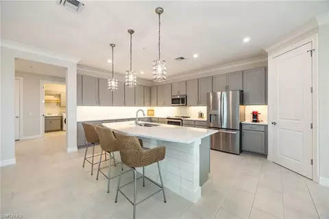 Kitchen - 183 Indies Dr E #202, Naples, FL 34114 photo 2 of 4