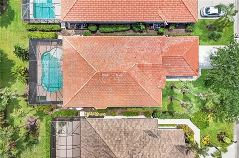 View/Area - 6072 Highwood Park Ct, Naples, FL 34110 photo 1 of 11