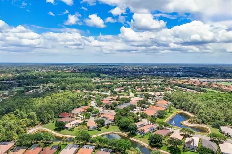 View/Area - 6072 Highwood Park Ct, Naples, FL 34110 photo 5 of 11