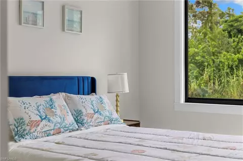 Bedroom - 3012 Pine Tree Dr, Naples, FL 34112 photo 7 of 9