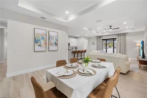 Dining - 3012 Pine Tree Dr, Naples, FL 34112 photo 2 of 4