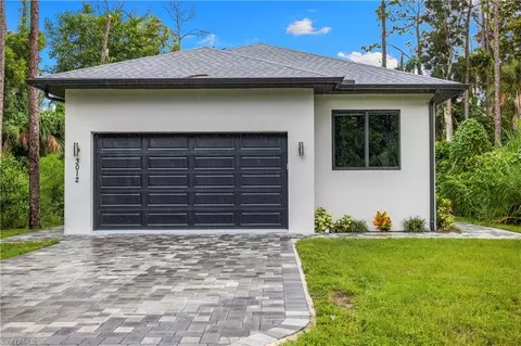 Exterior - 3012 Pine Tree Dr, Naples, FL 34112 photo 2 of 7