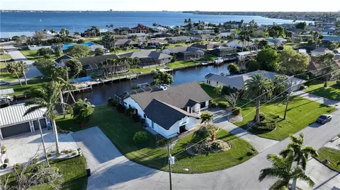 2328 SE 27th St, Cape Coral, FL 33904