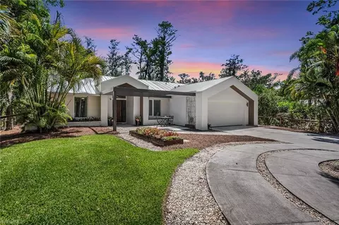 5330 Cherry Wood Dr, Naples, FL 34119