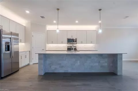 Kitchen - 19712 Fox Grove Dr, Estero, FL 33928 photo 2 of 3