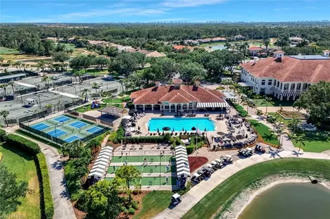 View/Area - 5877 Three Iron Dr #702, Naples, FL 34110 photo 4 of 15
