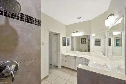 Bath - 5877 Three Iron Dr #702, Naples, FL 34110 photo 3 of 4