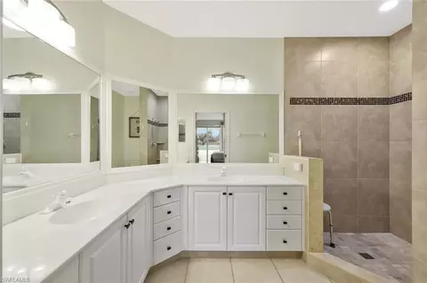 Bath - 5877 Three Iron Dr #702, Naples, FL 34110 photo 1 of 4
