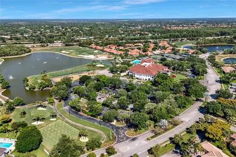 View/Area - 5877 Three Iron Dr #702, Naples, FL 34110 photo 11 of 15