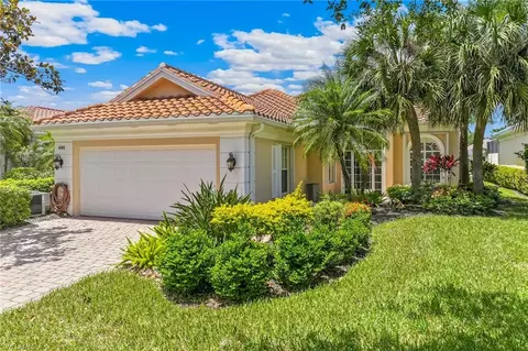 4605 Navassa Ln, Naples, FL 34119