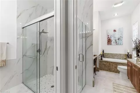 Bath - 4605 Navassa Ln, Naples, FL 34119 photo 2 of 3