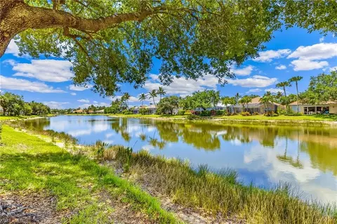 View/Area - 4605 Navassa Ln, Naples, FL 34119 photo 1 of 7