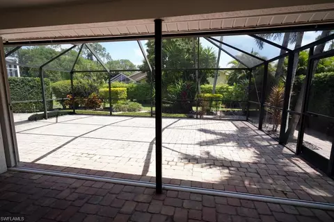 Exterior - 175 Kings Way, Naples, FL 34104 photo 12 of 15