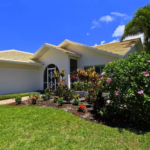 Exterior - 175 Kings Way, Naples, FL 34104 photo 9 of 15