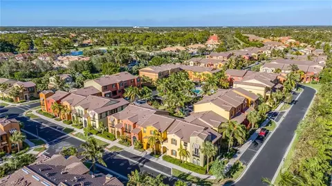 9128 Delano St #89-2, Naples, FL 34113