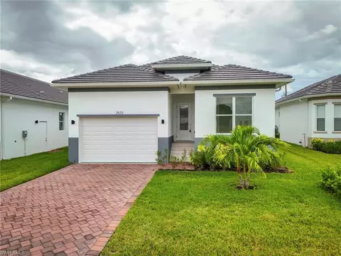 2532 Linda Dr, Naples, FL 34112