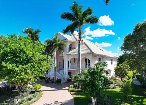 192 Topanga Dr, Bonita Springs, FL 34134