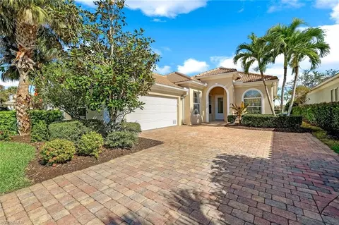 7842 Orvieto Ct, Naples, FL 34114