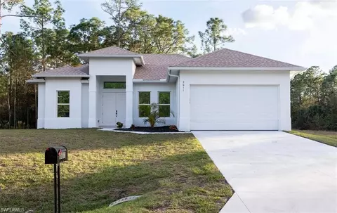 3611 56th St W, Lehigh Acres, FL 33971