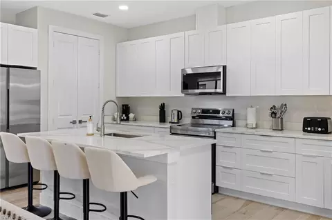 Kitchen - 2533 Storter Ave, Naples, FL 34112 photo 4 of 4