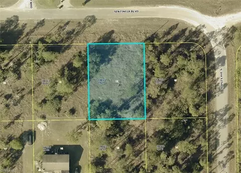 1244 Sentinela Blvd, Lehigh Acres, FL 33974